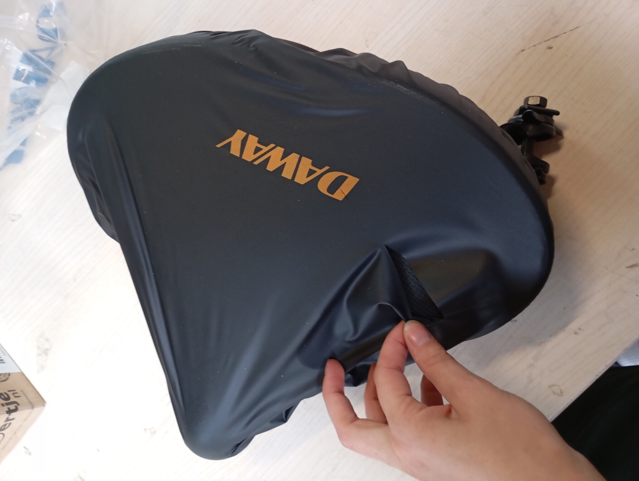 DAWAY C40 Fietszadel met extra zacht schuimvulling, voor dames en heren, senioren, universeel reservezadel voor hometrainer, MTB, e-bike, stadsfiets, racefiets