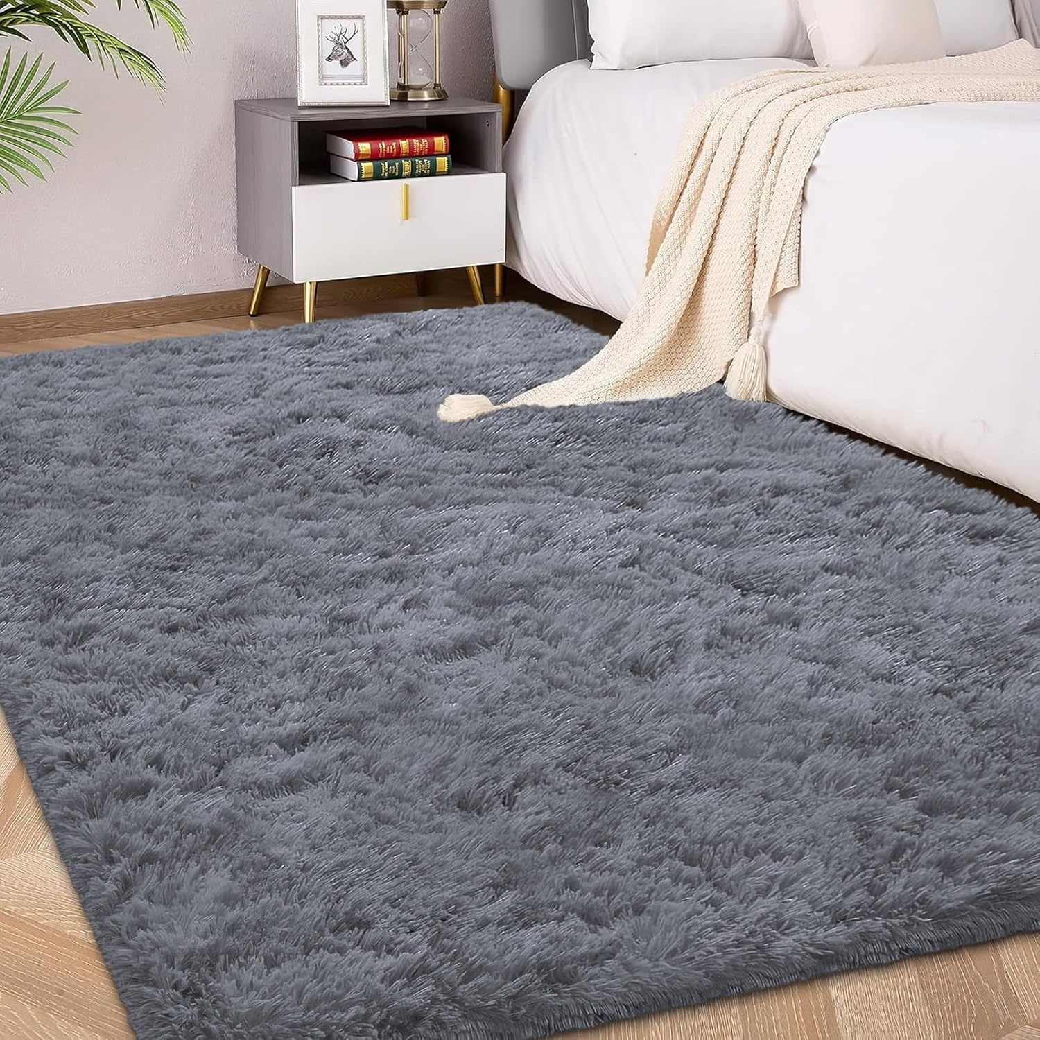 FVVRAX Pluizig hoogpolig tapijt, 120 x 180 cm, Beige, extra zacht shaggy tapijt, antislip, voor woonkamer, slaapkamer, knuffelig vloertapijt voor huisdieren