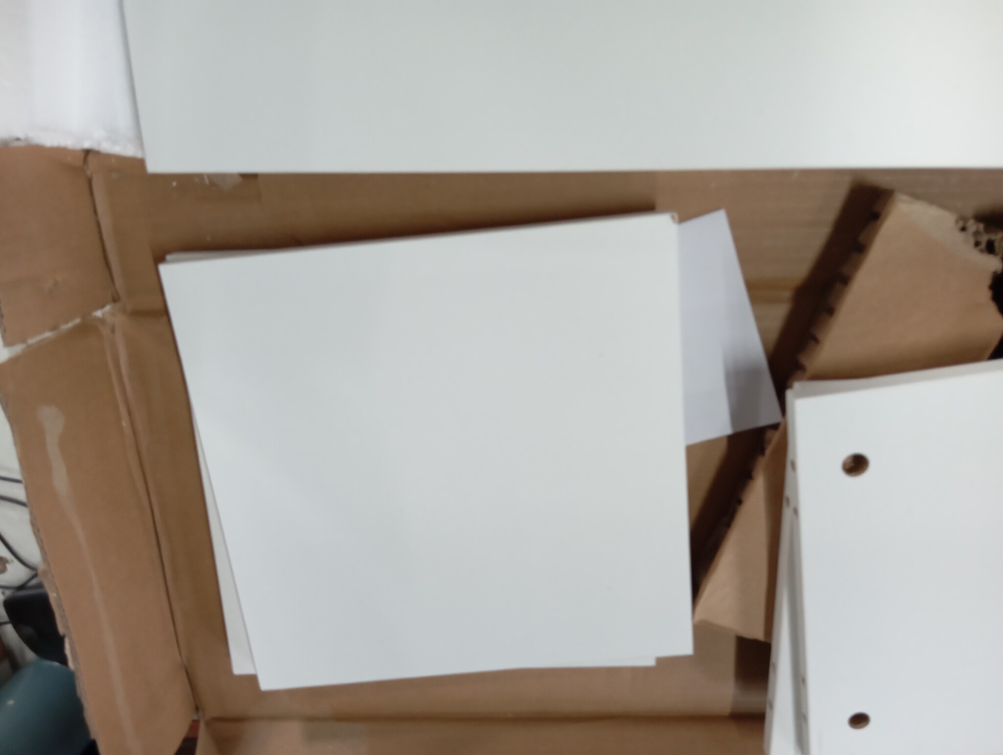 vidaXL Badkamerkast 30x30x100 cm bewerkt hout wit