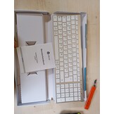 iClever Bluetooth Keyboard BK10, Rechargeable Keyboard Bluetooth Ergonomic Full Size German Standard QWERTZ stable connection for iPad, iPhone, Mac, iOS, Android, Win