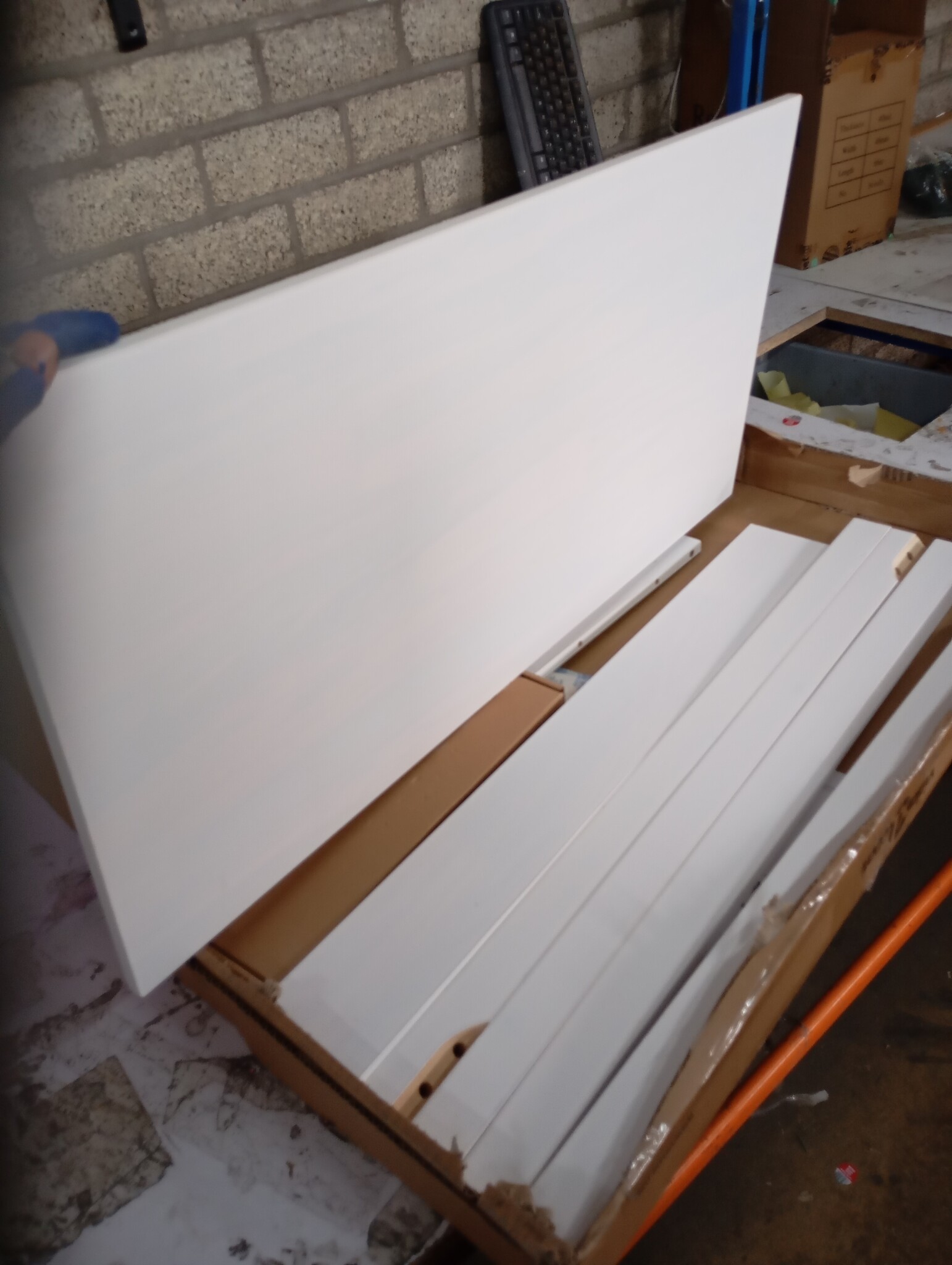 vidaXL Wandtafel Grenenhout Wit - 80x40x75 cm | 53% Korting