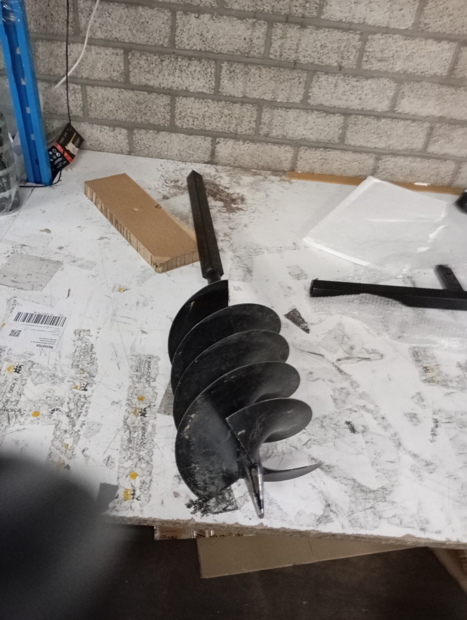 Grondboor 180mm Zwart - Bespaar 53% op Retourproduct