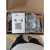 Leitz Ergo Ruimtebesparende Dubbele Monitor Arm, TÜV- en IGR-gecertificeerd, Veelzijdige inklapbare monitorarmen, Donkergrijze Monitorarm voor Twee Tot 32” Monitors, Fluweelgrijs, 65370089