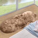 ORINOVA Fluffy Vachtvorm Vloerkleed Beige 60 x 180 cm