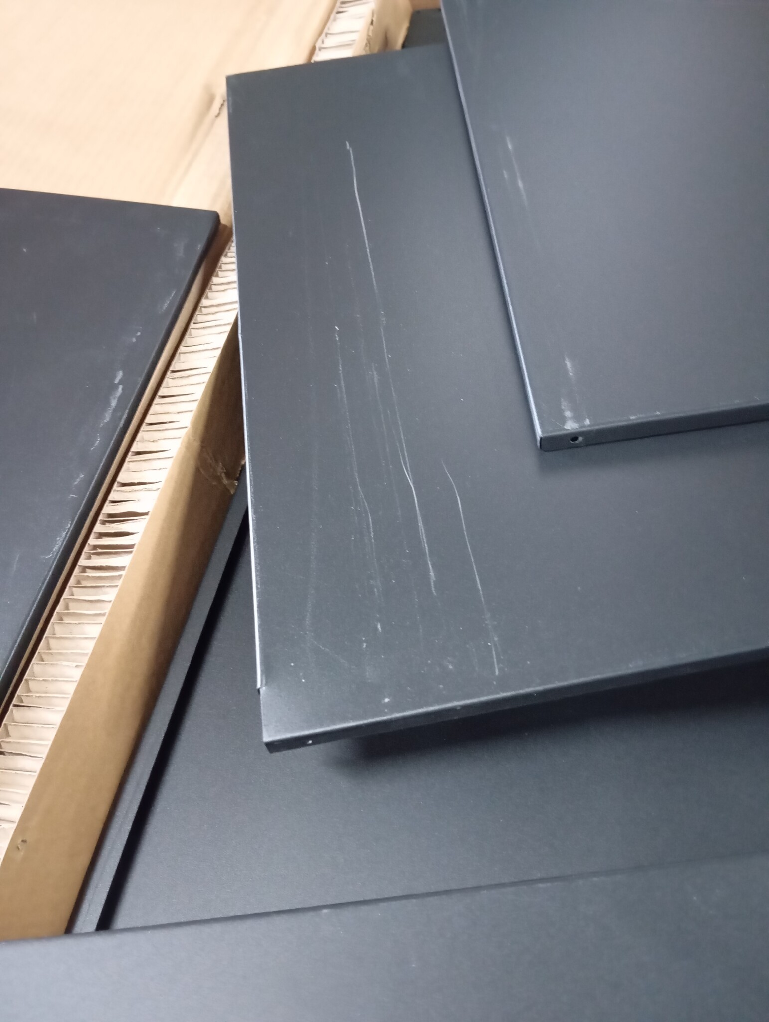 Plantenbak Staal 100x100x40 cm Zwart - 59% Korting!