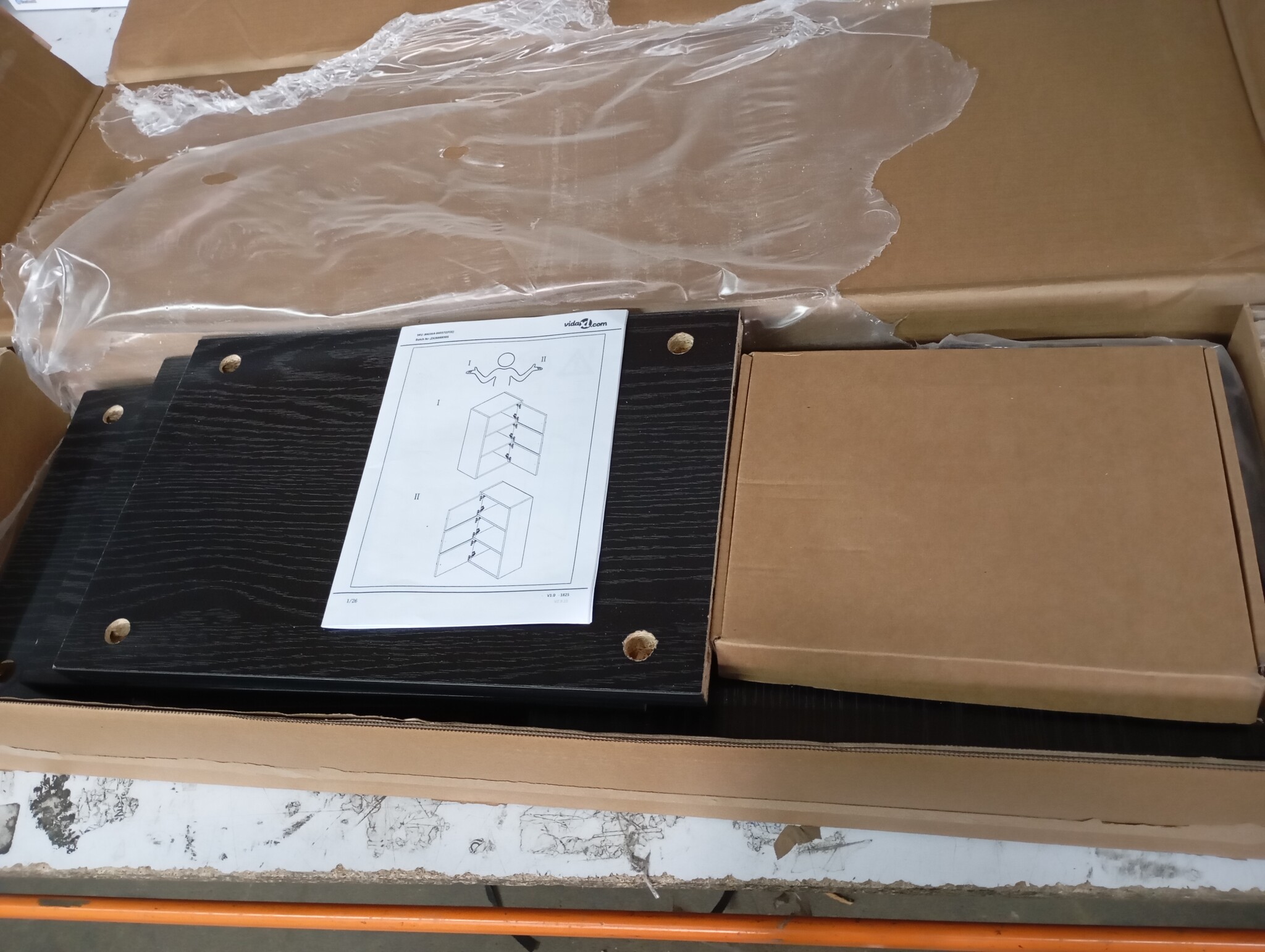 Boekenkast bewerkt hout - Zwart eiken - 40x24x77 cm - 52% korting!