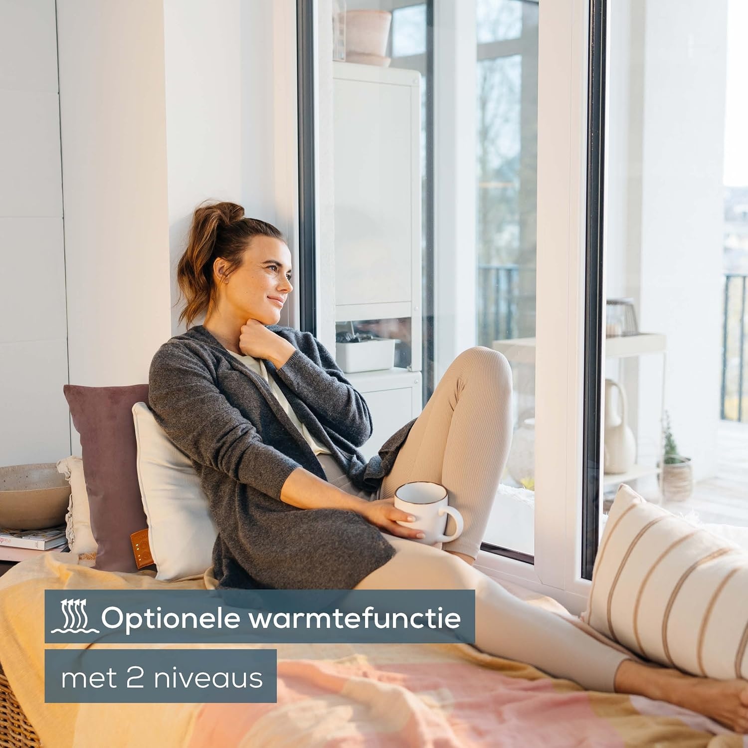 Beurer MG 139 Accu-massagekussen met warmtefunctie, draadloos Shiatsu-massagekussen, inschakelbare warmte, gemaakt van gerecycled materiaal, machinewasbaar, automatische uitschakeling, 40 x 40 cm,