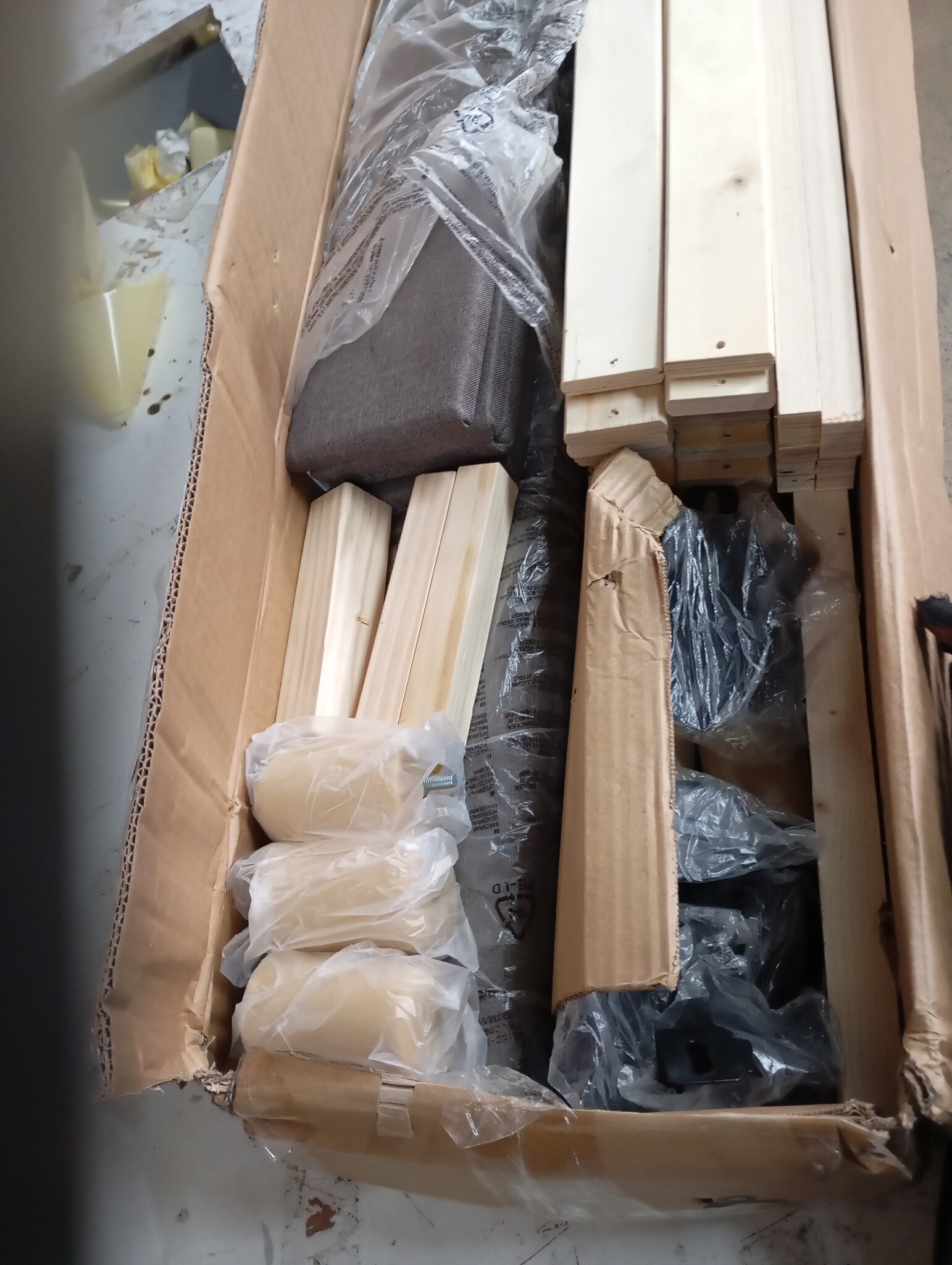 Taupe Bedframe van Stof (120x200cm) - 59% Korting!