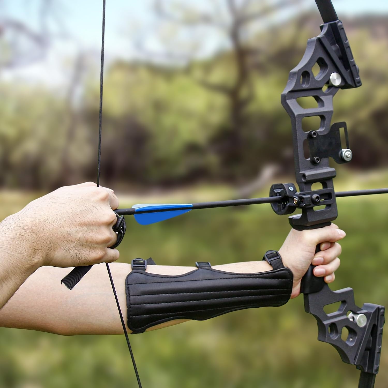 12Pcs 30" Carbon Archery Arrows, Spine Matched for Hunting & Target Practice with Compound & Recurve Bows, Carbon Shaft and Removable Tips