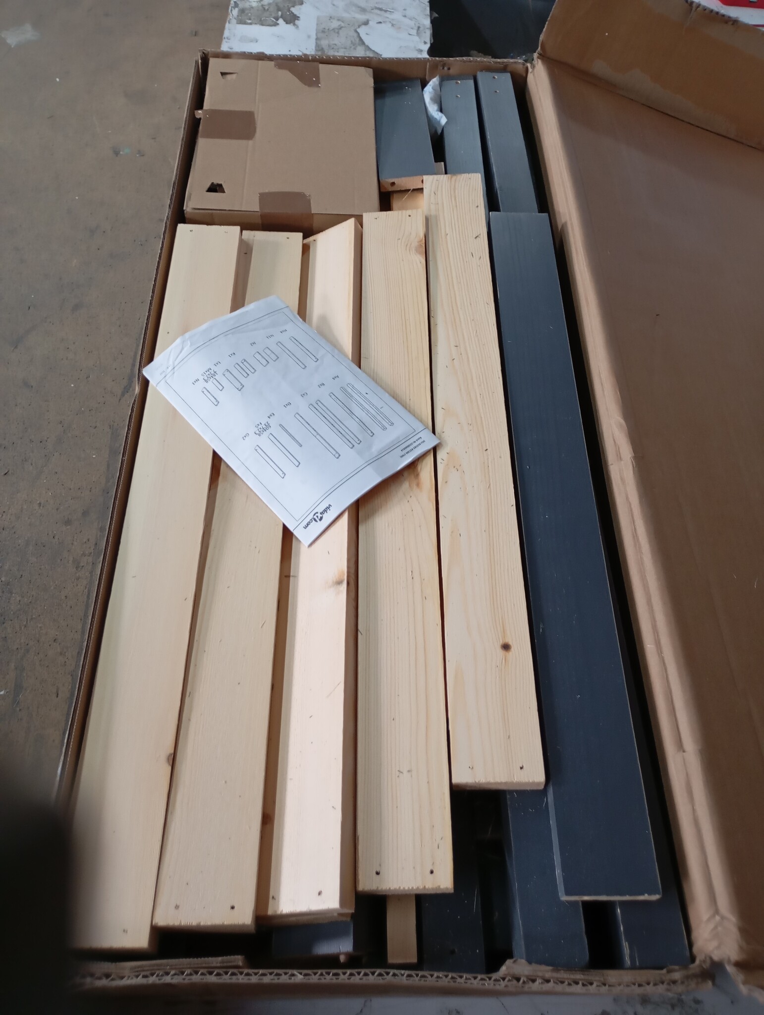 vidaXL Hondenmand 95,5x73,5x90 cm massief grenenhout grijs