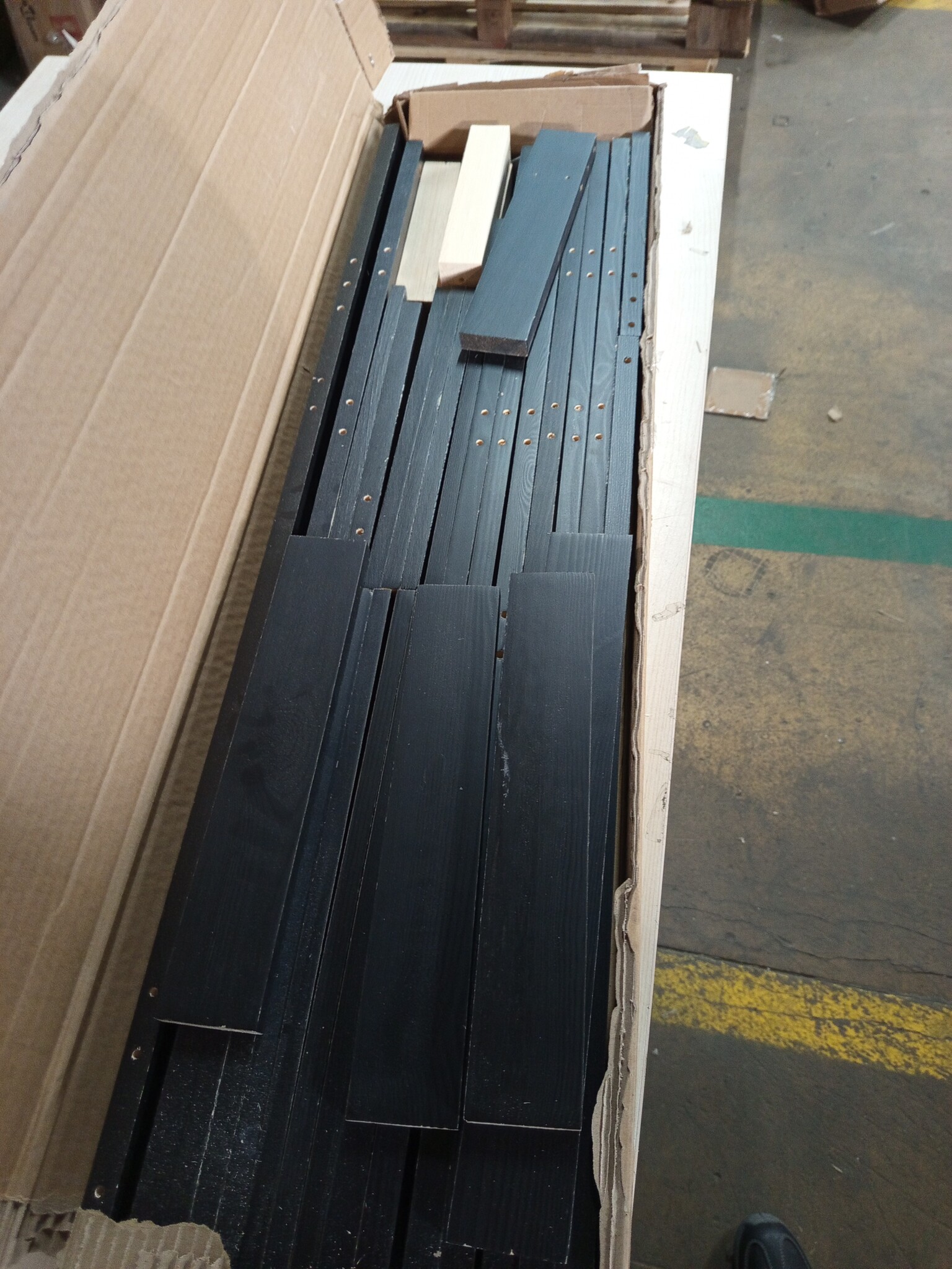 Hoofdbord Grenenhout Zwart 206x4x100 cm - 73% Korting
