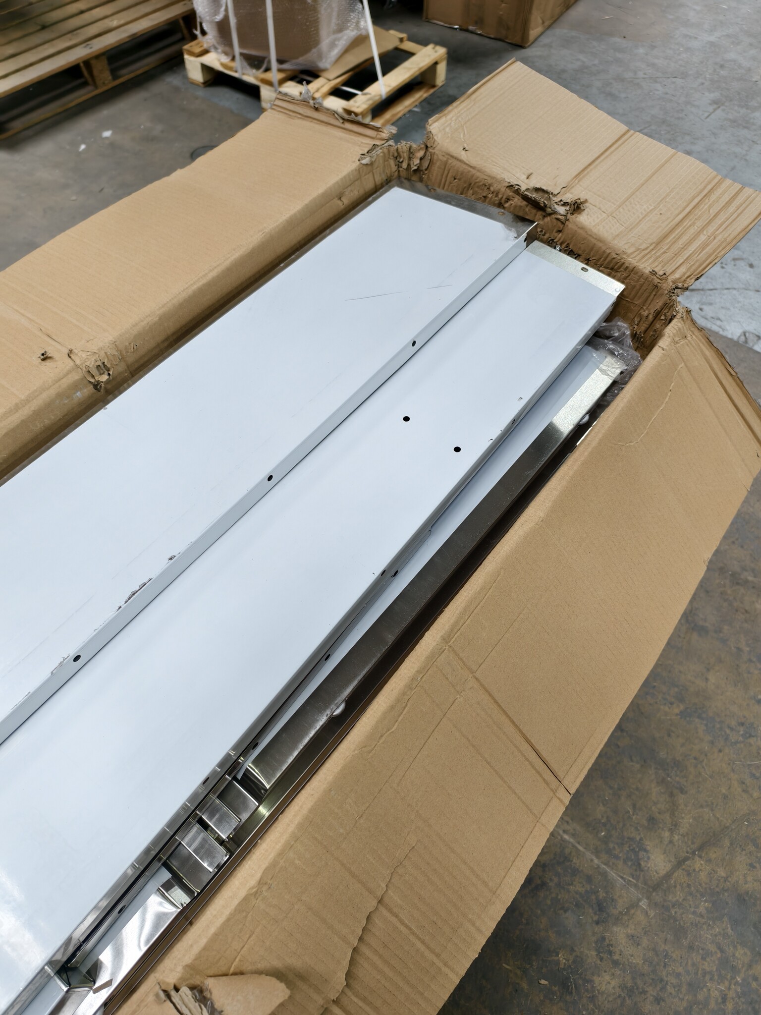 vidaXL Keukenwandkast met schuifdeuren 150x40x50 cm roestvrij staal