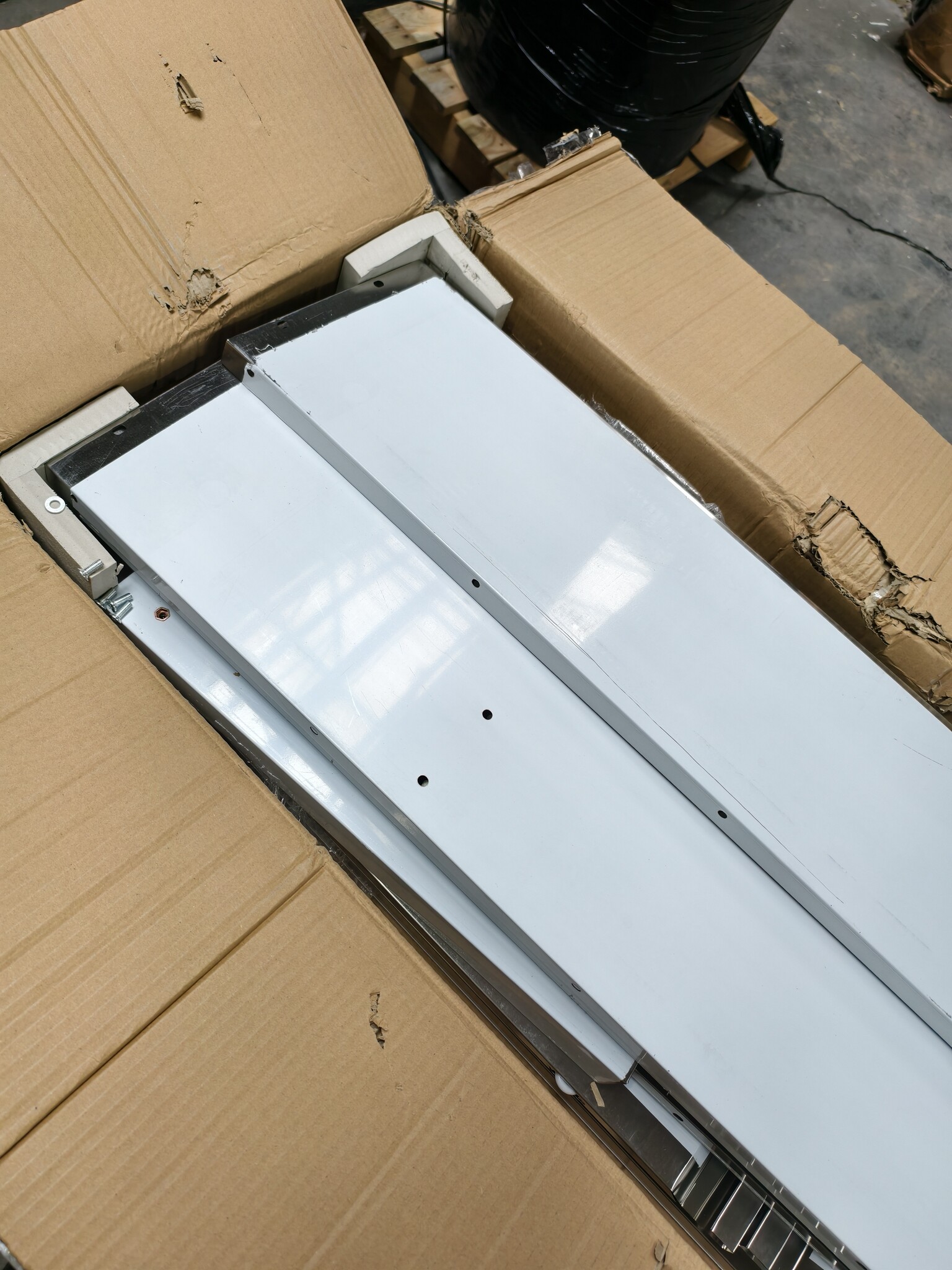 vidaXL Keukenwandkast met schuifdeuren 150x40x50 cm roestvrij staal