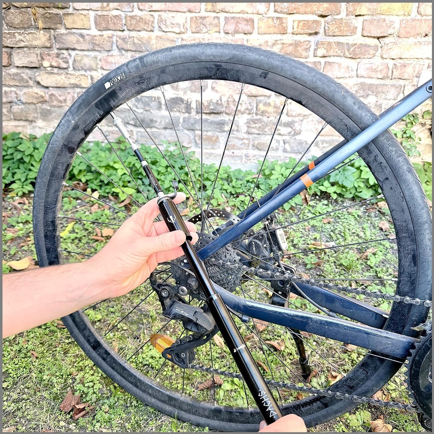DACHS Fietspomp met Manometer - Compacte Handpomp voor Presta en Schrader - 21 cm - Zwart/Zilver