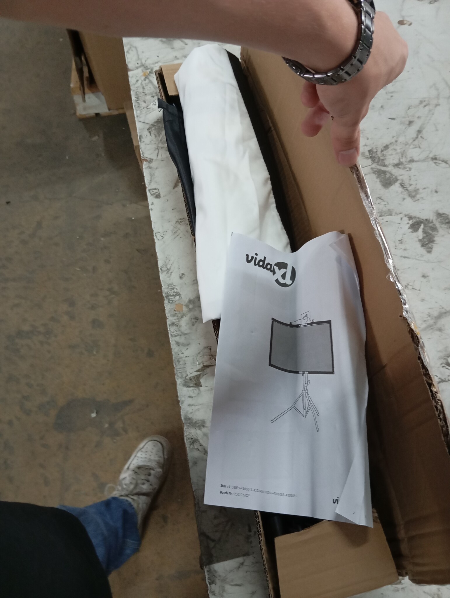 vidaXL Projectiescherm met statief 60 inch 16:9