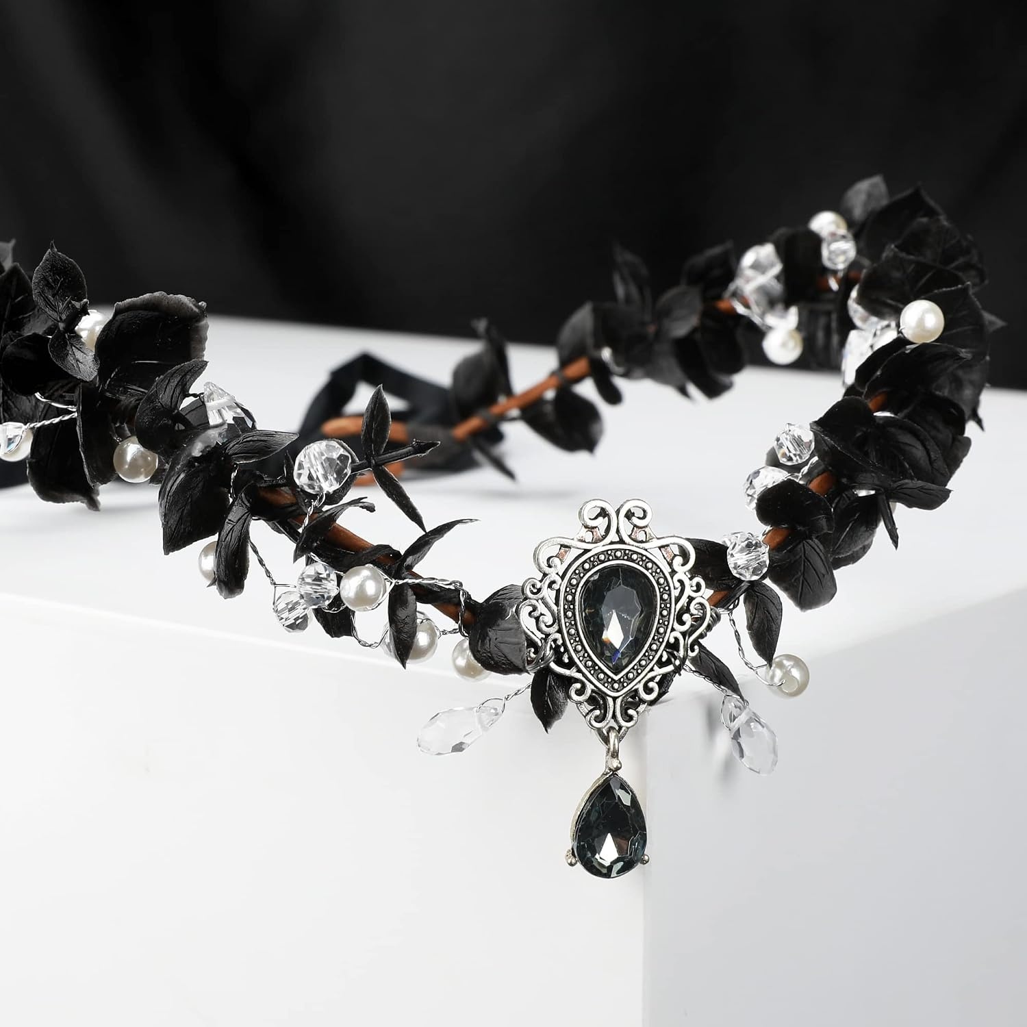 Zwarte Elfenkroon Haarband met Bloemen & Kristal | Gothic Cosplay Korting