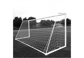 Voetbaldoelnet 7.3x2.4m - Polyethyleen - 45% Korting