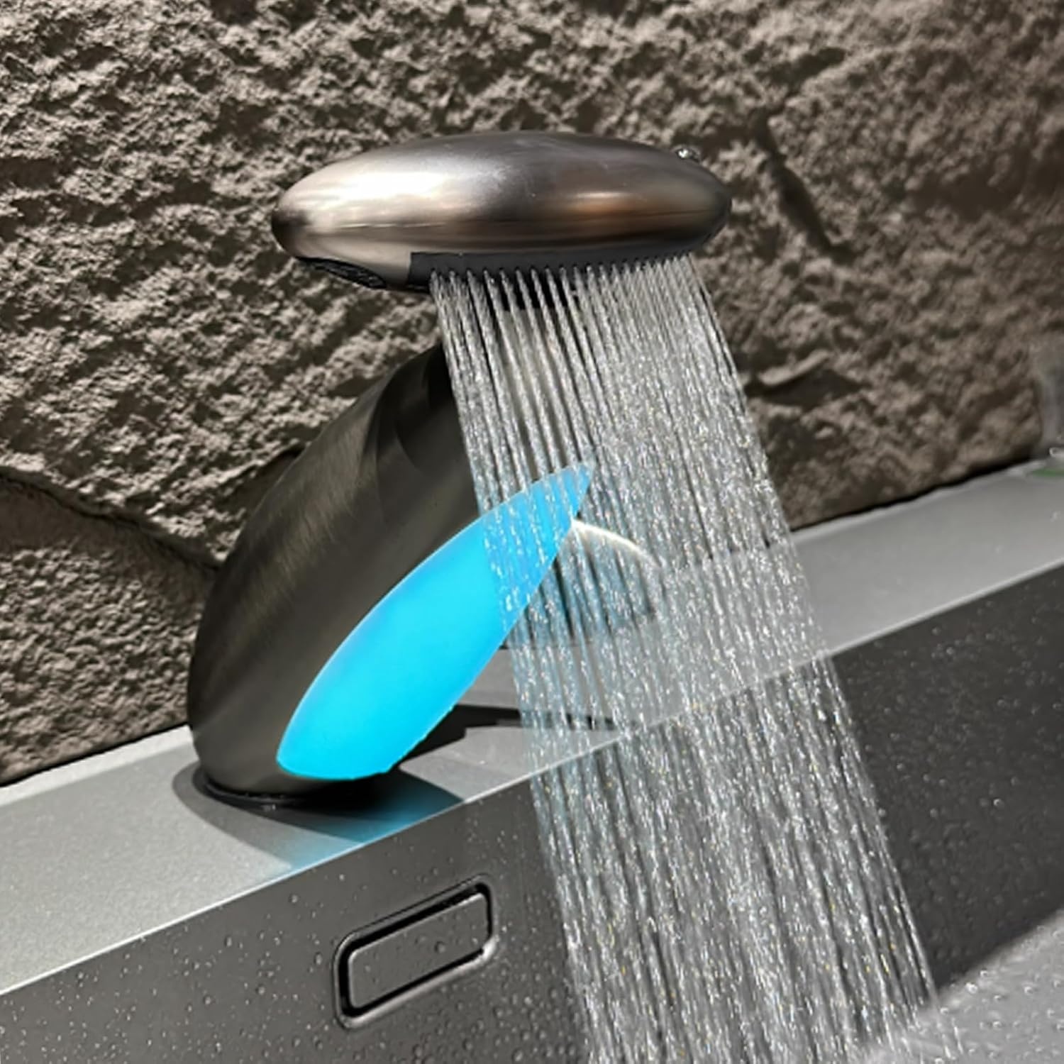 Moderne eengreeps-badkamerkraan met uittrekbare douche, 4 sproeimodi, eengats wastafelarmatuur, balk, ledlicht, wastafelarmaturen voor keuken (zwart)