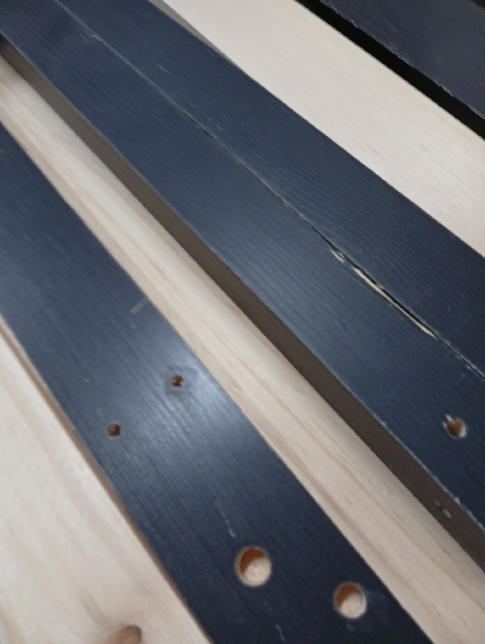 vidaXL Salontafel Grenenhout Zwart - 110x55x45 cm - 86% Korting