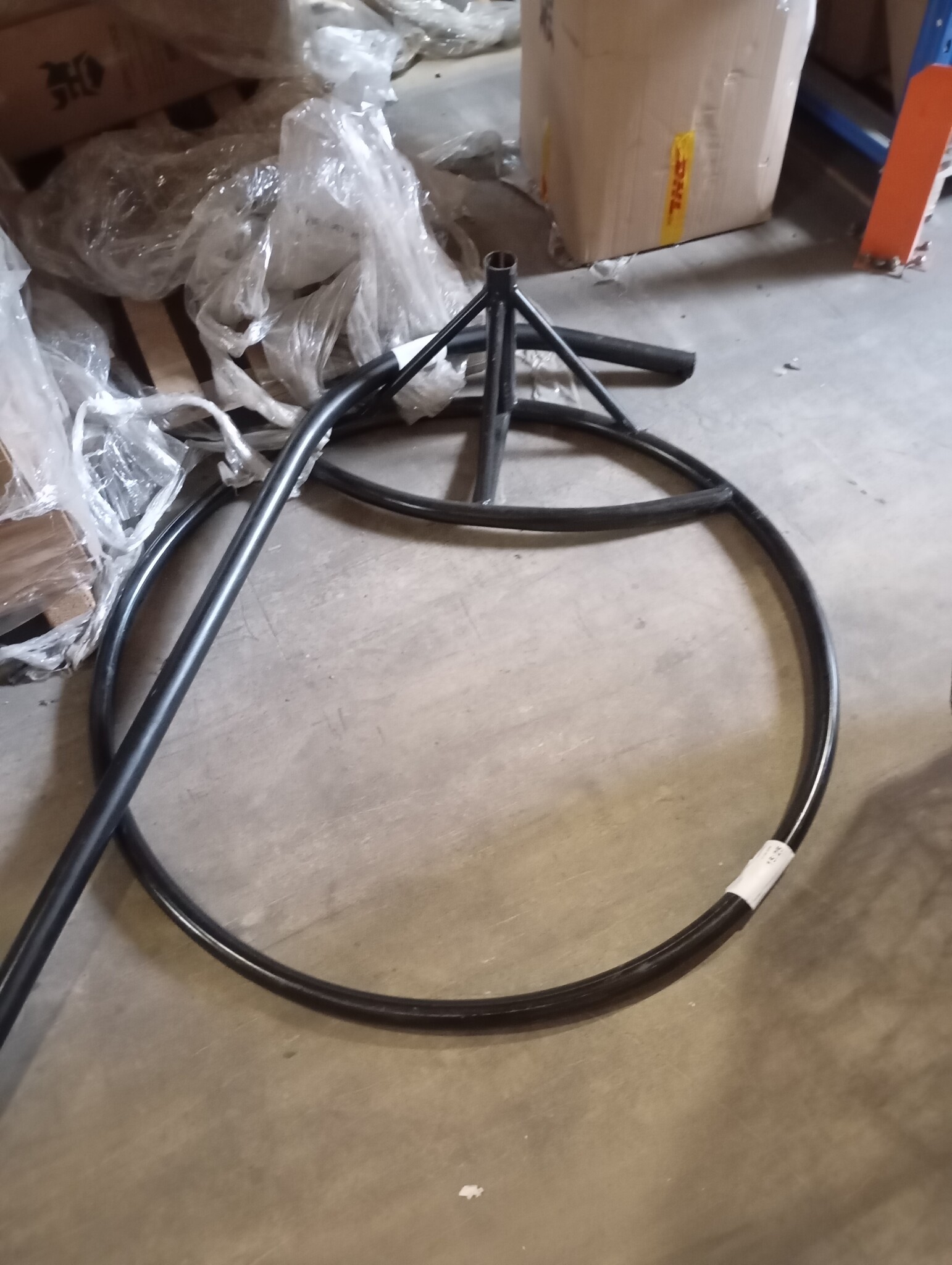 2-persoons Hangstoel met Frame - Zwart/Beige - 60% Korting