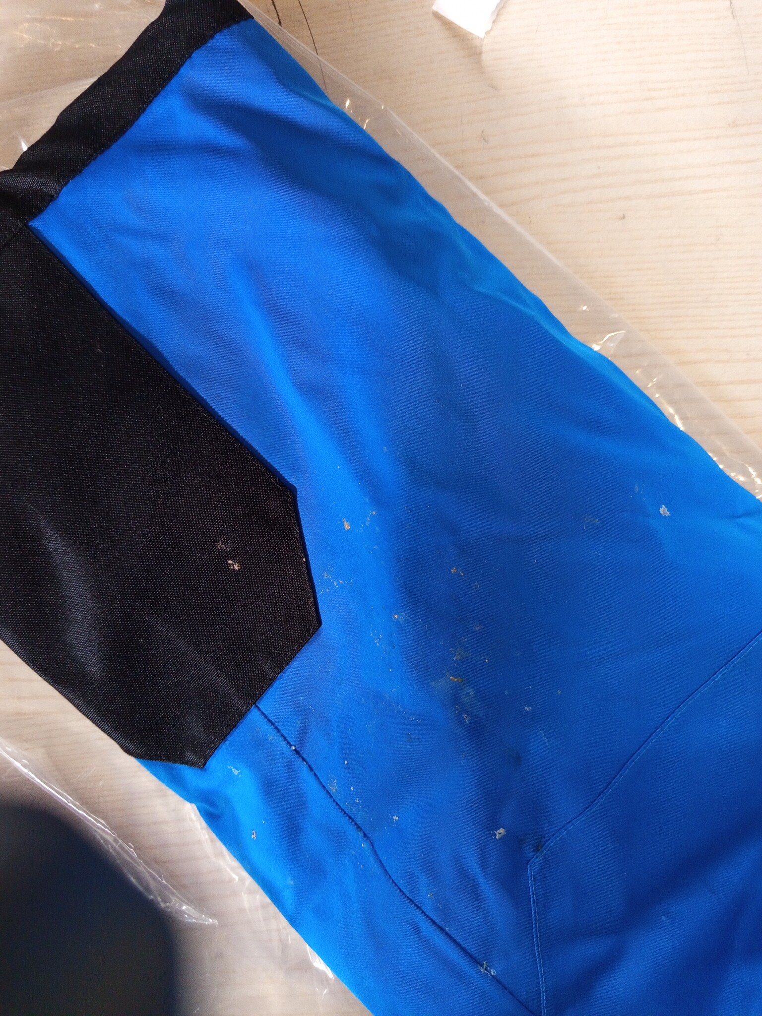 killtec jongens Skibroek met afritsbaar slabbetje en randbescherming Boys Skihose 242