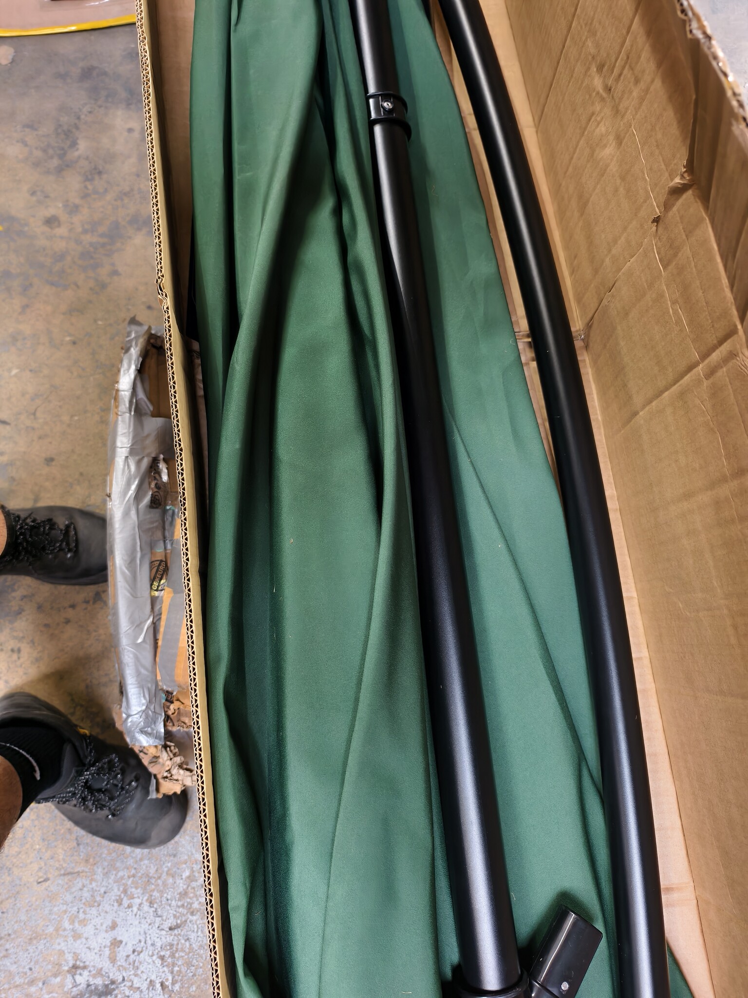 Zweefparasol Groen Waterdicht Polyester - 340 cm - 54% Korting