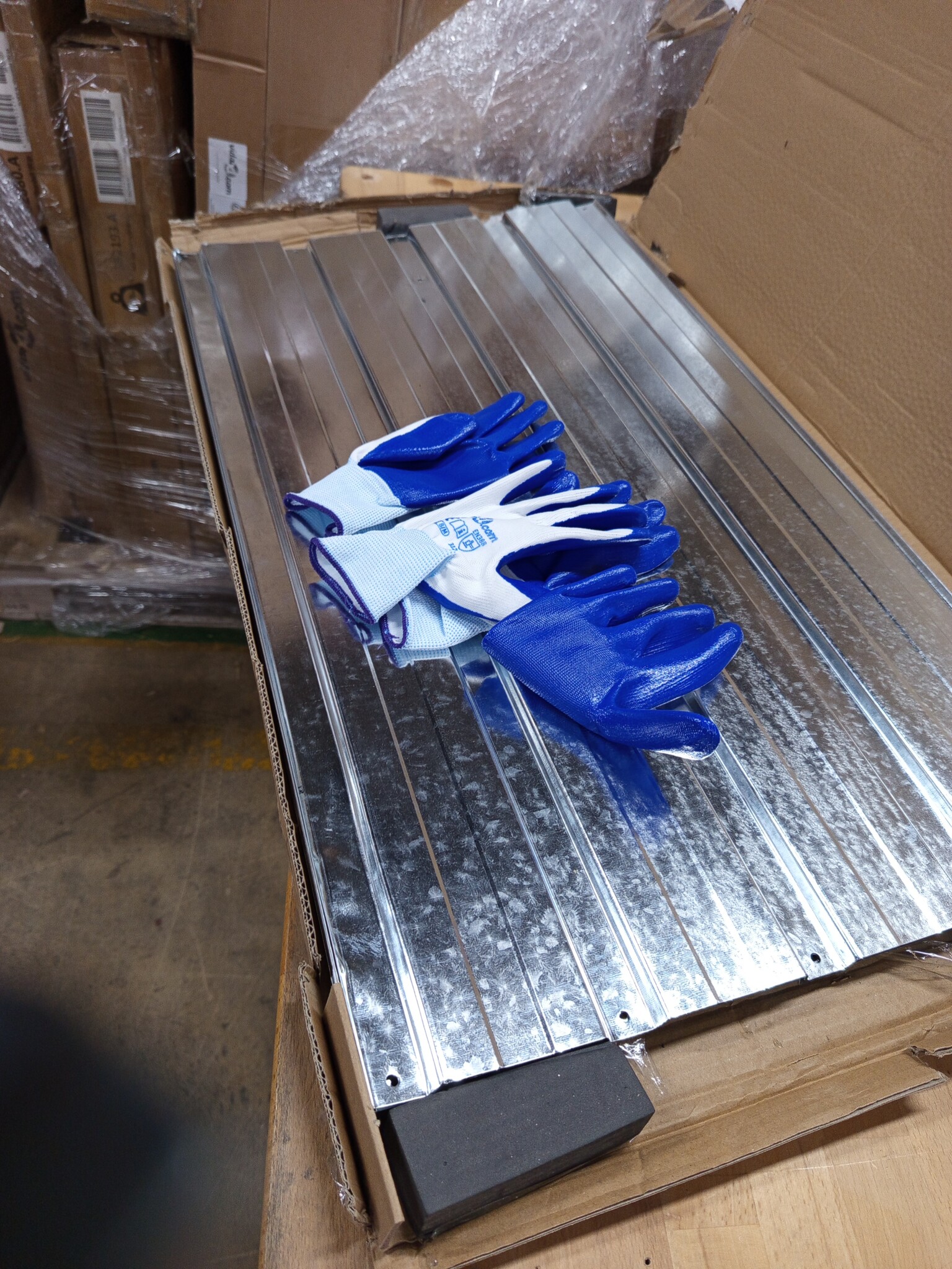 Verhoogde Plantenbak van Staal - 160x80x77 cm (58% Korting!)