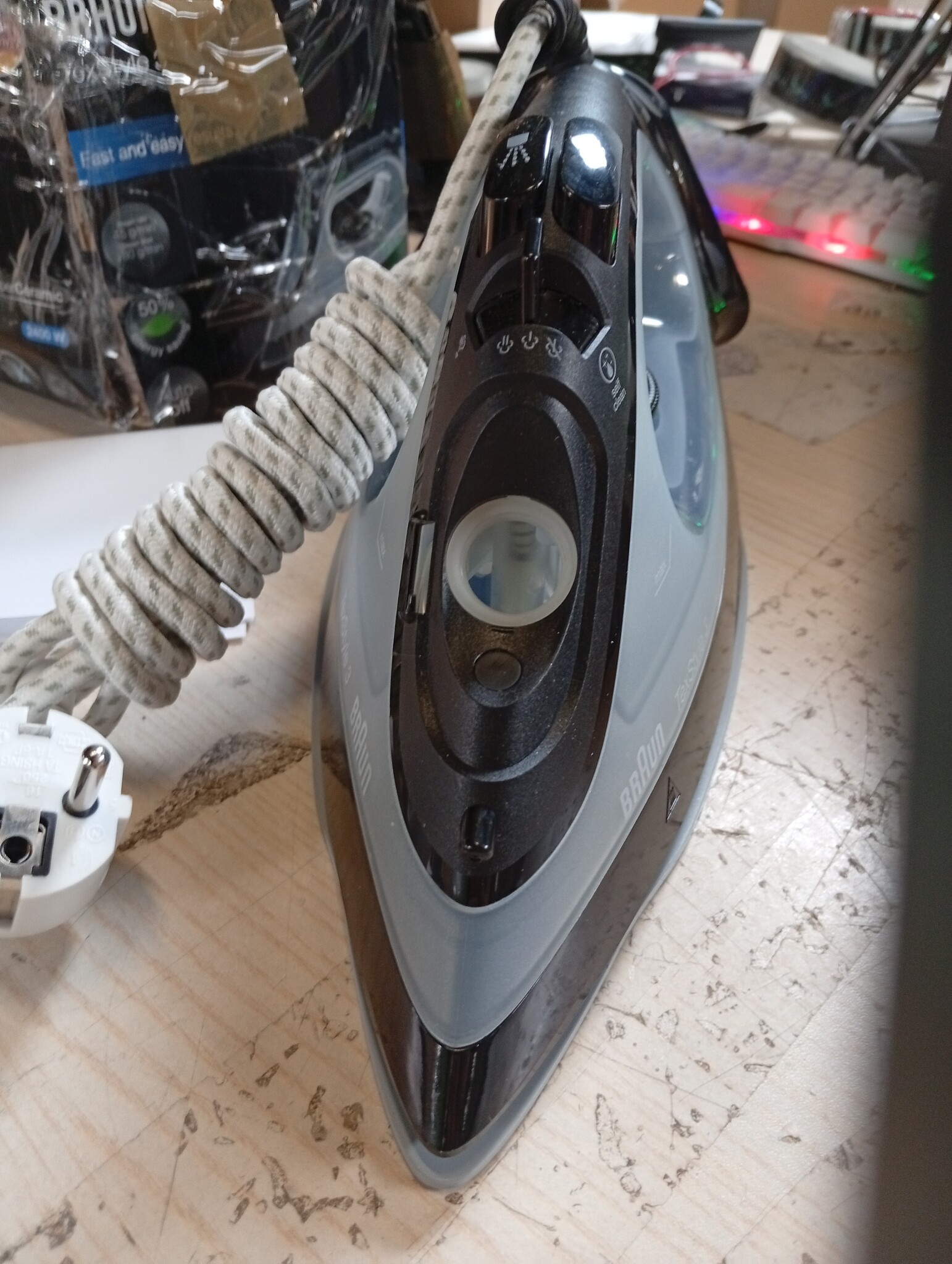 Stoomstrijkijzer SI3055 2400W | 58% Korting