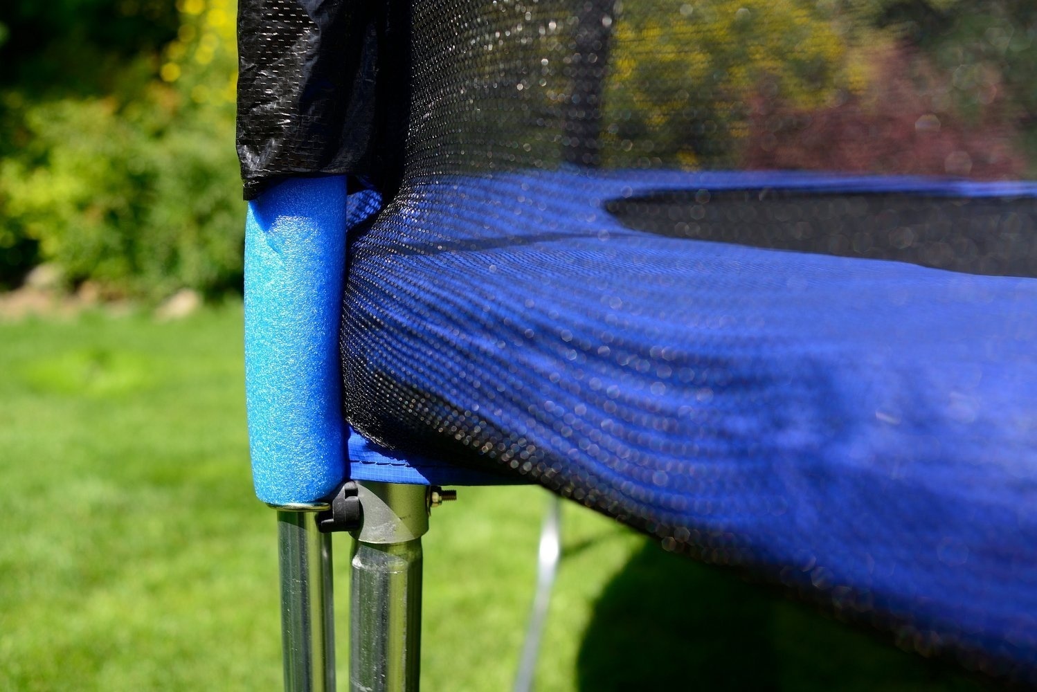 Grote Tuintrampoline 490cm Blauw/Zwart - 33% Korting!