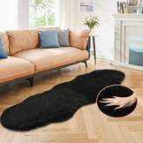 Vloerkleed organische vorm 120 x 180 cm zwart | Pluizig imitatie konijnenbont | Zacht | OEKO-TEX | Voor woonkamer & slaapkamer