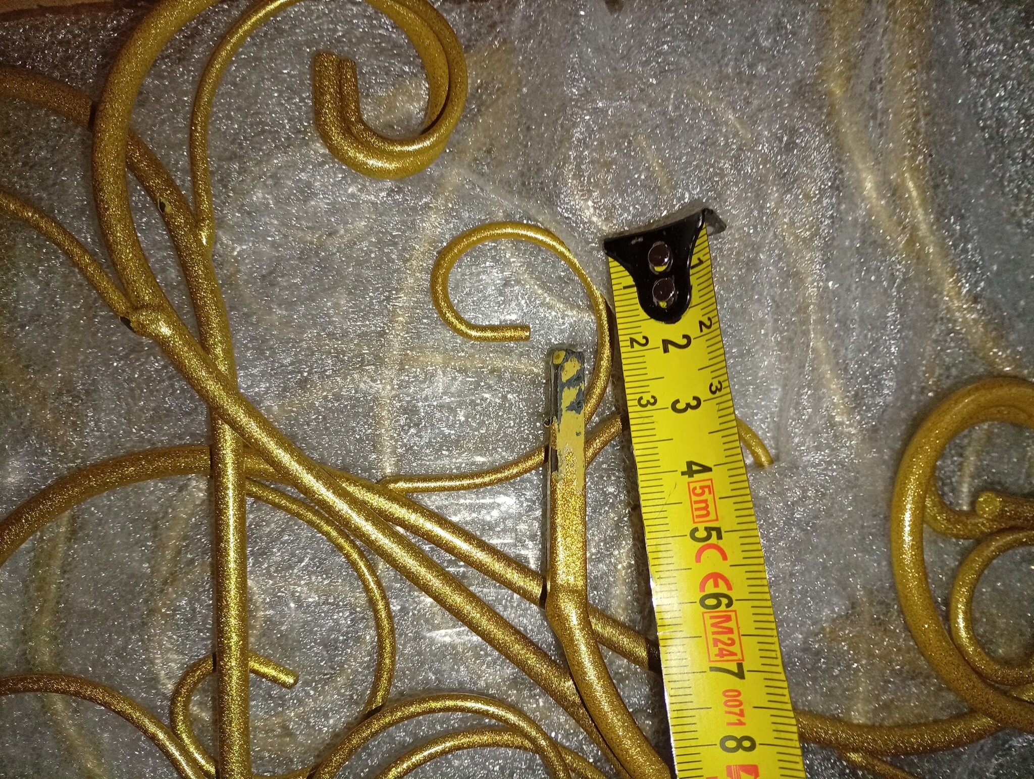 Metalen Kerstboom met Standaard - Goud (90 cm) - 53% Korting