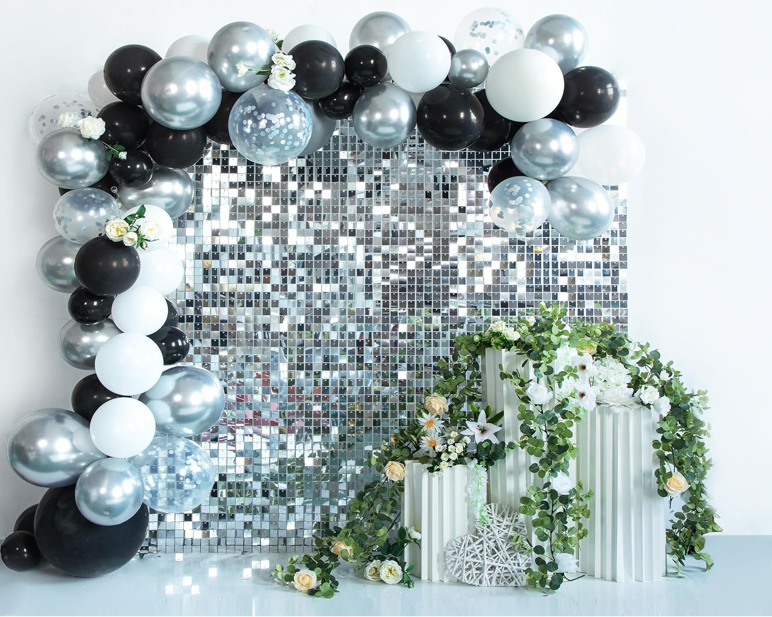 Paarse Pailletten Wandpanelen 30x30cm (24st) 2.16m² - Feestdecoratie