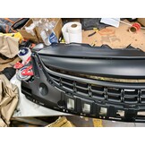 Grill Opel Corsa D (11-14) Mat Zwart - 49% Korting!
