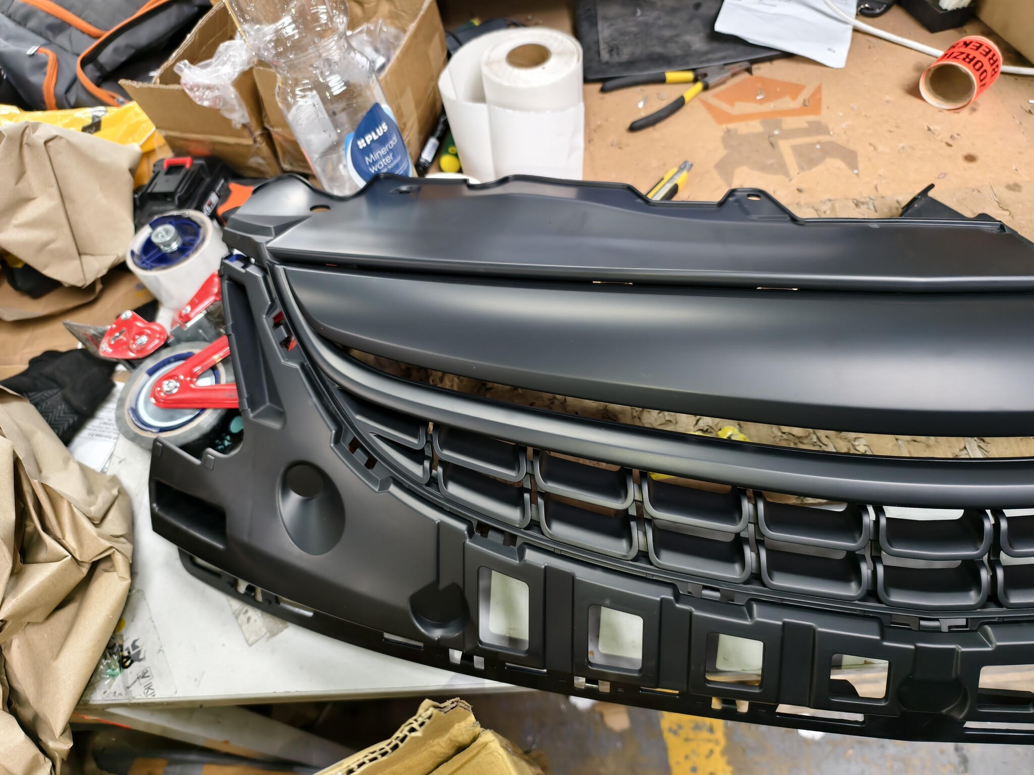 Grill Opel Corsa D (11-14) Mat Zwart - 49% Korting!