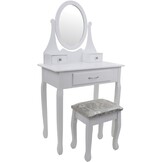 Een cosmetische kaptafel met een spiegel en een krukje