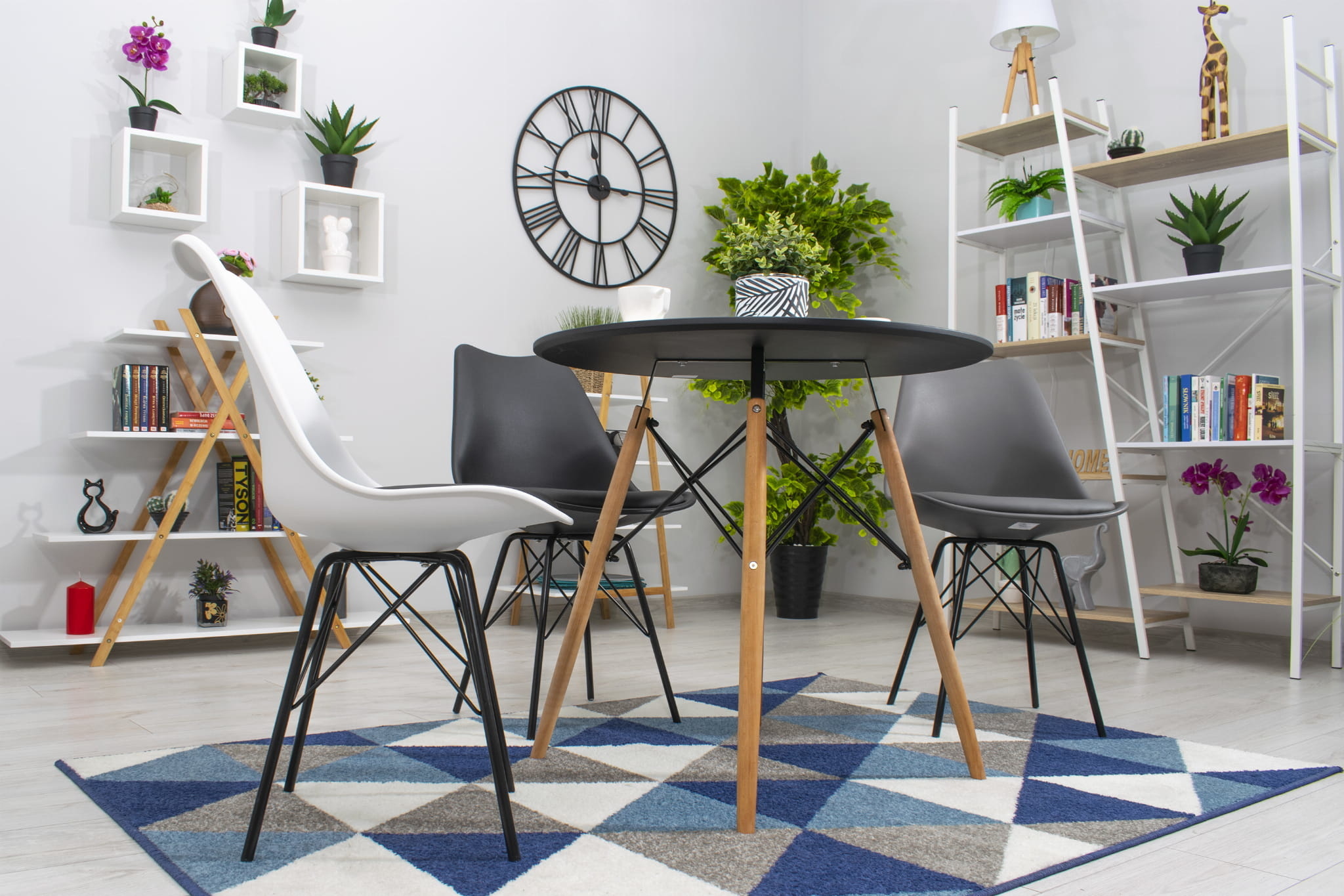 Ronde Eettafel Zwart 80cm - MDF Mat - Beukenhout & Staal (34% korting)