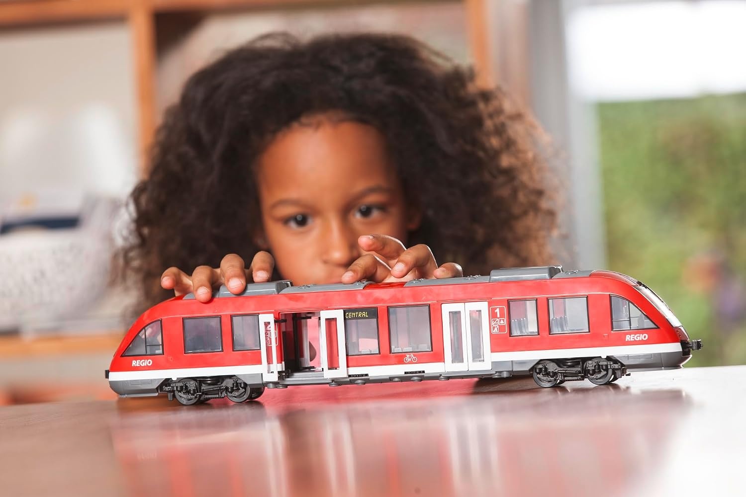 Dickie City train z otwieranymi drzwiami