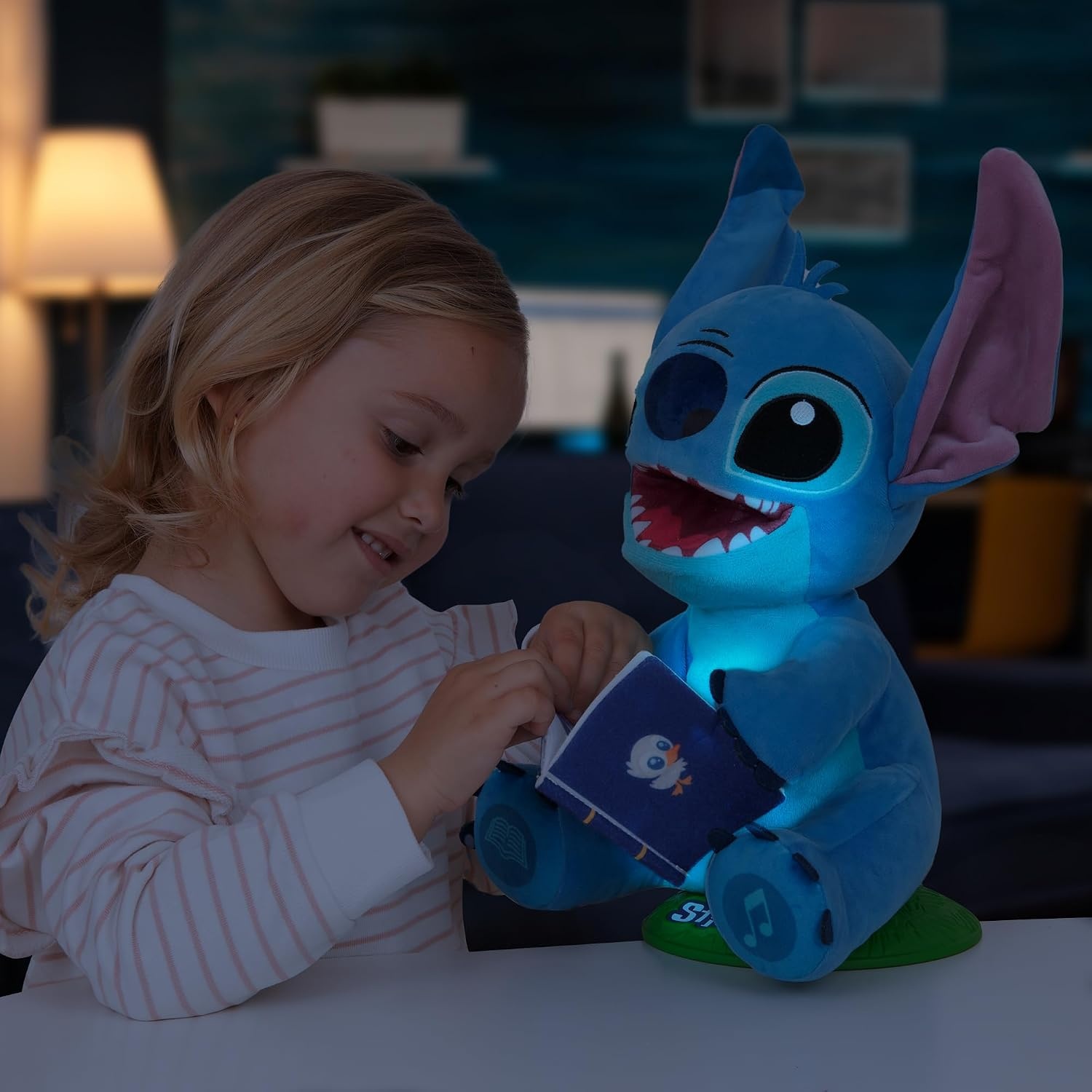 Stitch Knuffel "Storyteller" Disney - Zingt en Vertelt Verhalen (FR) - 34% Korting