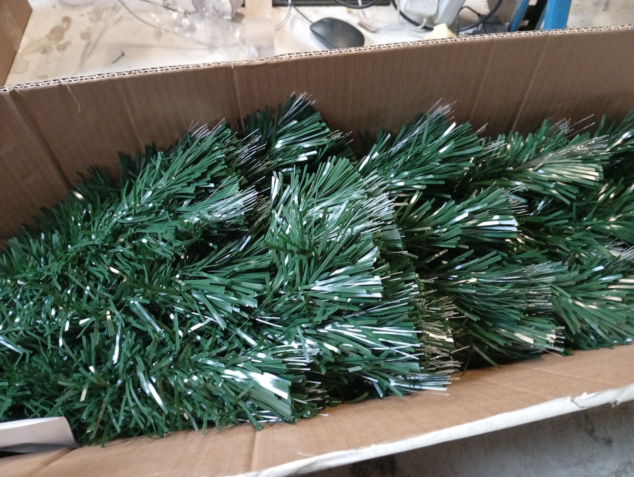 Kunstkerstboom 180cm Glasvezel Groen - 85% Korting