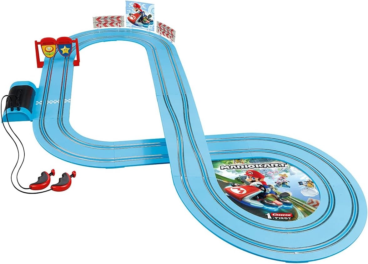 Carrera 20063028 First Nintendo Mario Kart racebaanset, 2,9 m elektrische racebaan met afstanddelen en handregelaar op schaal 1:50, voor maximaal 2 spelers, voor kinderen vanaf 3 jaar en volwassenen