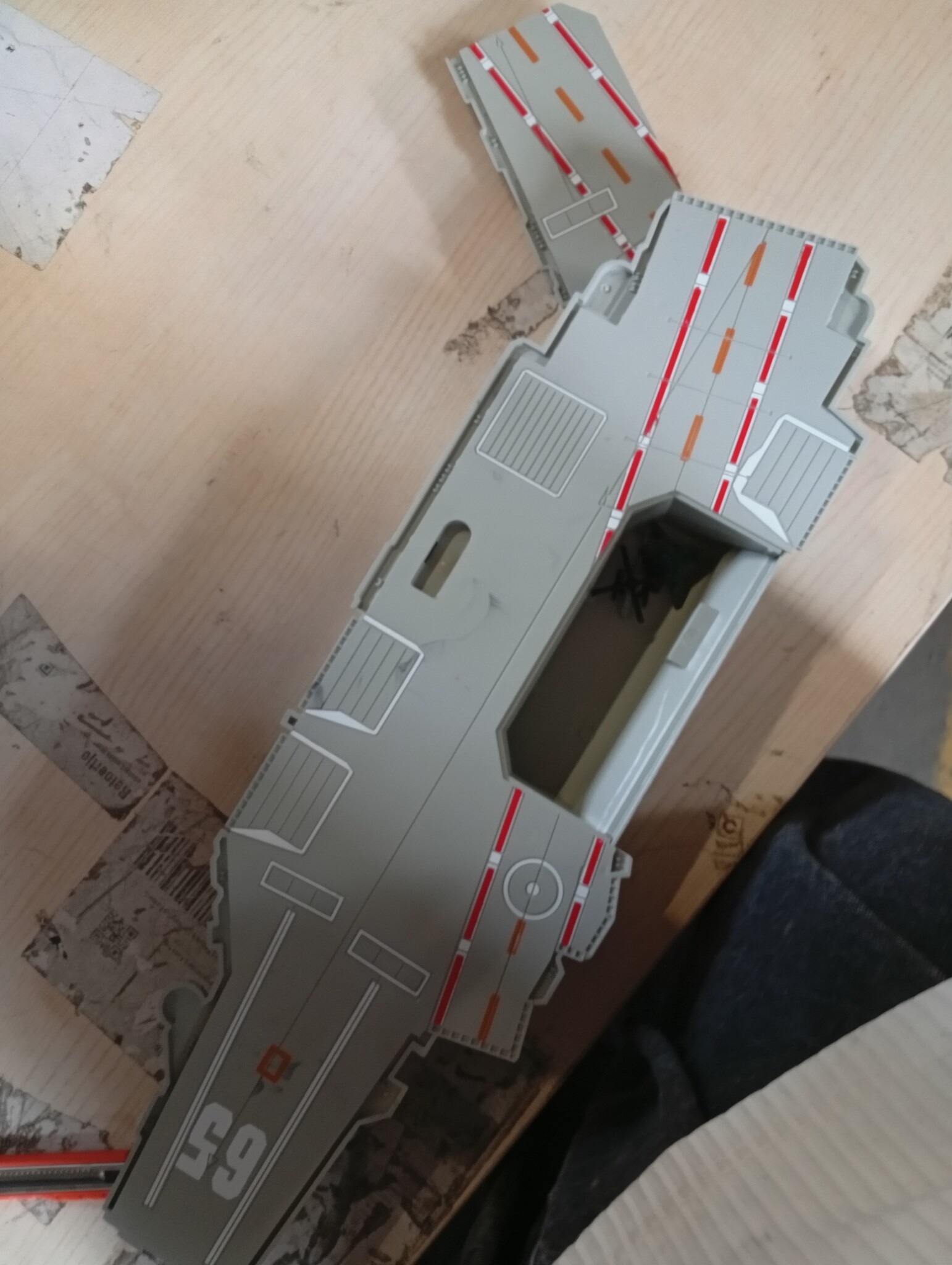 deAO Aircraft Carrier, Scale Model Toy, Fighter Planes, Warships, Military Vehicles, Slaughter Ship