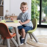 Groene kinderstoel - gerecycled materiaal - 33% korting