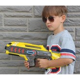 JAMARA 410083 - Impulse Gun - Rifle Set - Laser Tag met 3 Battlemodi spelers per team, Last Man Standing, Duel, 4 gesimuleerde wapens met geluidseffecten, tot 40 m bereik, geel/rood