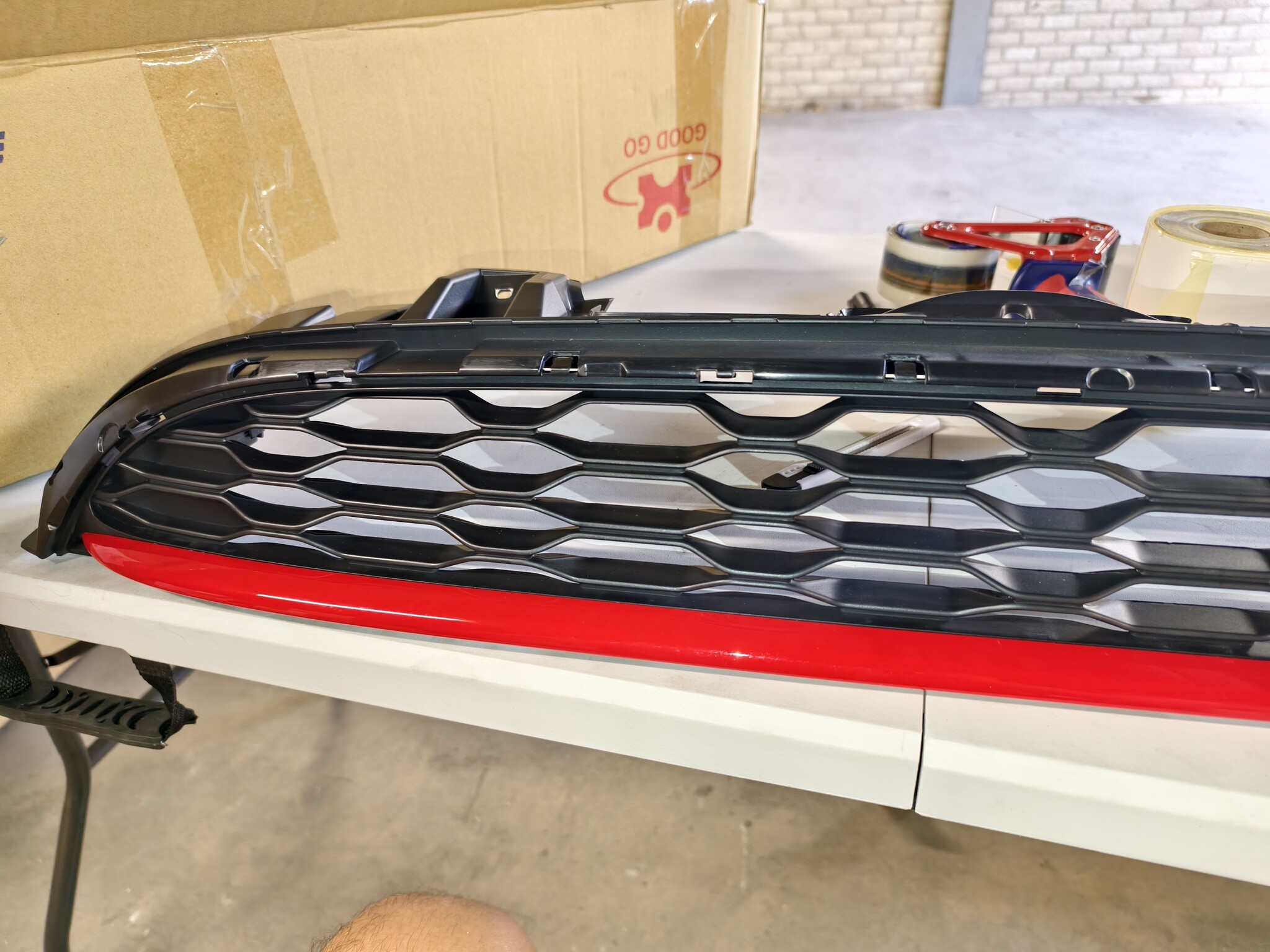 Grill MINI COOPER F55 F56 F57 14-21 SPORT ZWART ROOD