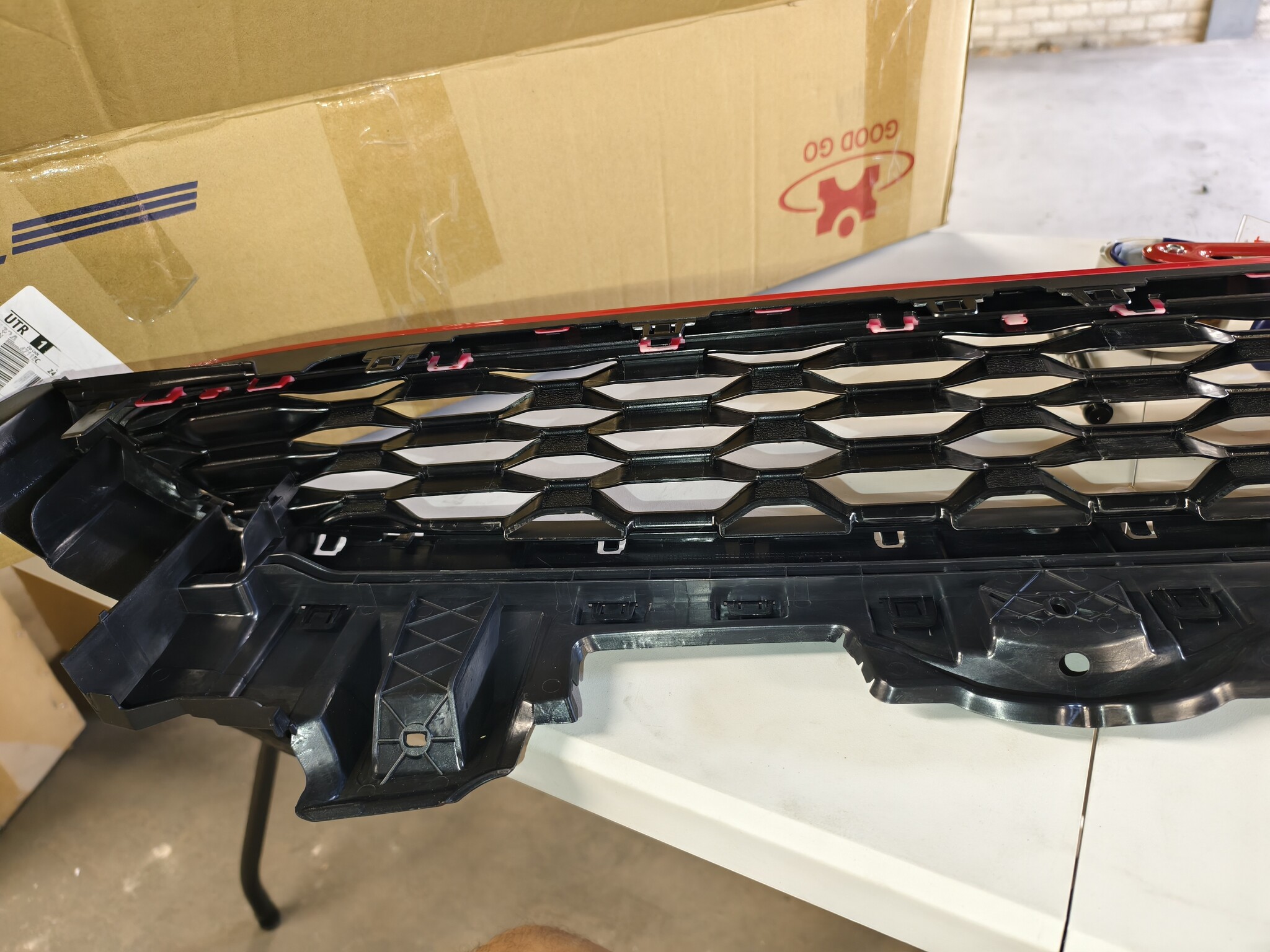Grill MINI COOPER F55 F56 F57 14-21 SPORT ZWART ROOD