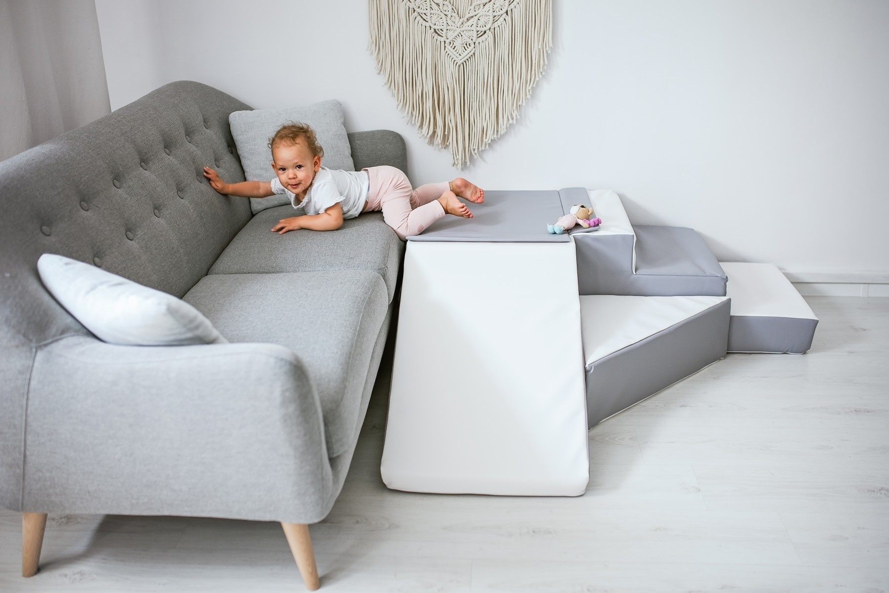 Schuimglijbaan - 40 cm hoog - wit, grijs, paars