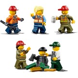 LEGO City Goederentrein 60198: Bestuurbare Trein met Rails & Kraan - 60% Korting