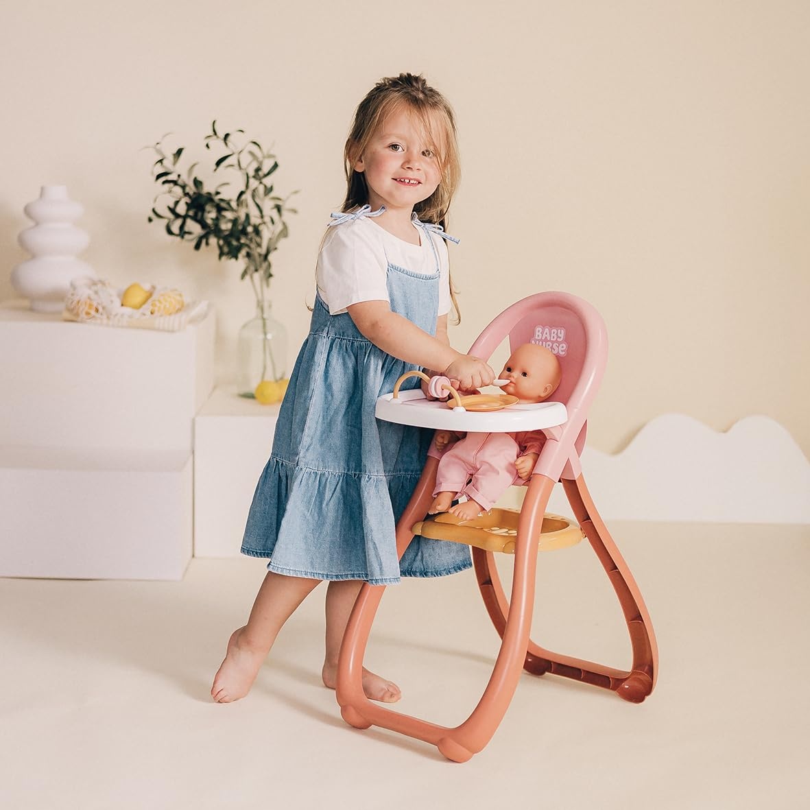 Smoby - Baby Nurse - Kinderstoel - Voor poppen tot 42 cm - Inclusief accessoires - Vanaf 18 maanden - Gemaakt in Frankrijk