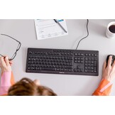 CHERRY STREAM KEYBOARD, Bedraad Toetsenbord, Italiaanse Indeling (QWERTY), Fluisterstille Toetsaanslag, Uniek Typgevoel, Plat Ontwerp, USB-A Verbinding, Zwart