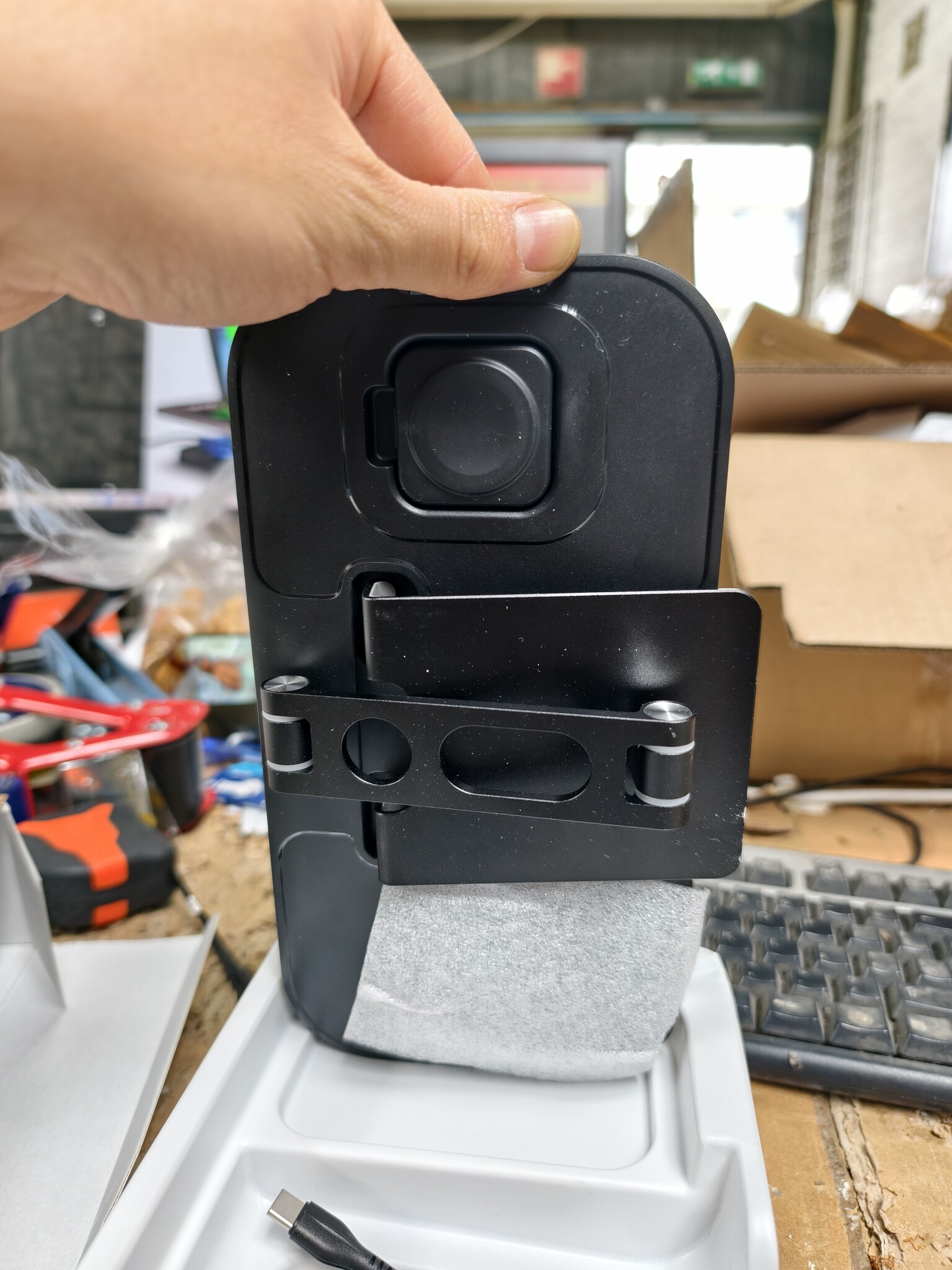 4-in-1 Oplaadstation: Draadloos & Bekabeld voor iPhone, iWatch, AirPods, iPad met 57% Korting